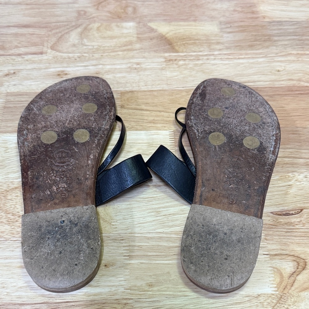 La Bottegucia Black and Tan Sandals - Picture 4 of 4